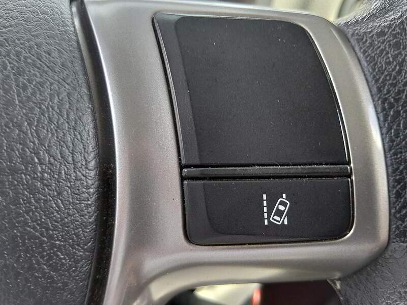 Toyota Yaris hatchback 2017 Hayon 5 portes, boîte automatique, LE — photo 12