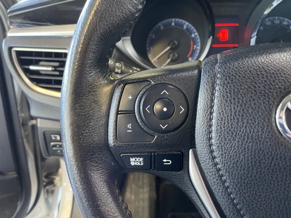 Toyota Corolla S 2015 — photo 20
