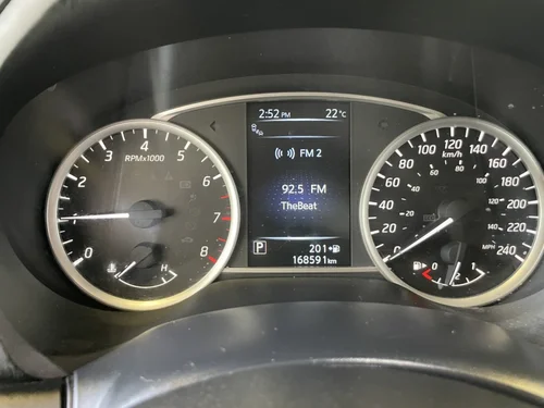 Nissan Sentra SV 2017 — photo 19