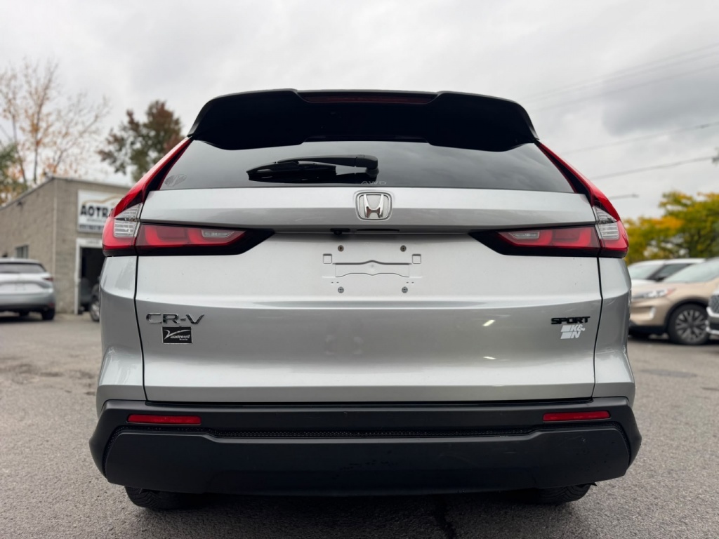 Honda CR-V Sport 2023 — photo 10