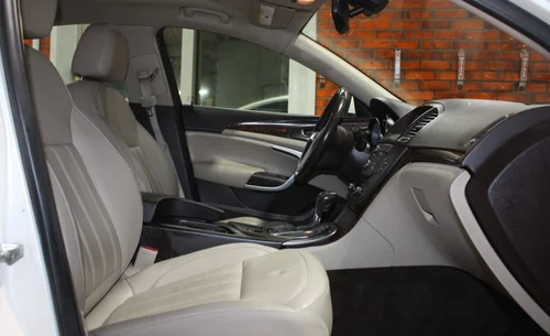 2012 BUICK REGAL 2.0T ISP — photo 8
