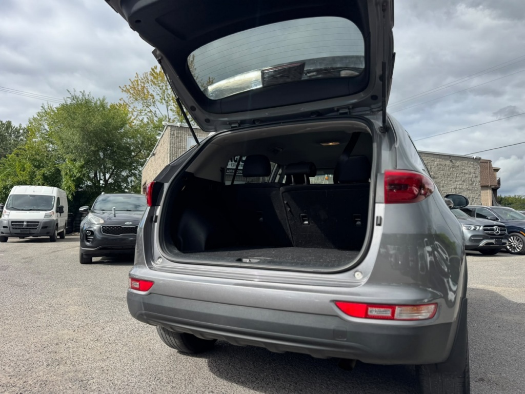 KIA Sportage LX 2018 — photo 5