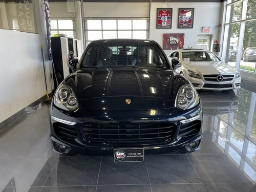 Porsche Cayenne  2017 — photo 2