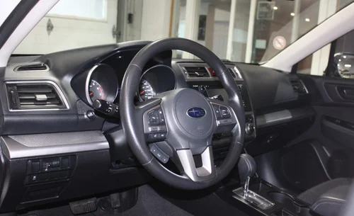 2017 SUBARU OUTBACK 2.5i AWD — photo 9