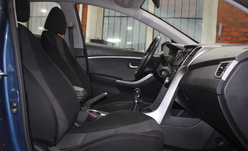 2015 HYUNDAI ELANTRA — photo 8