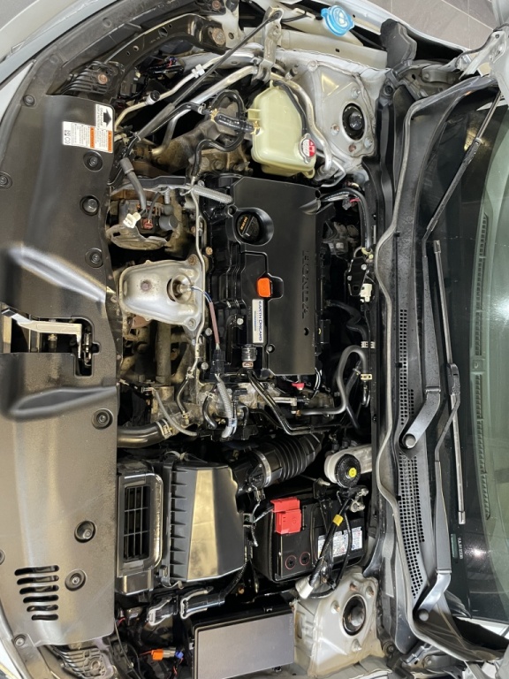 Honda Civic LX 2016 — photo 30