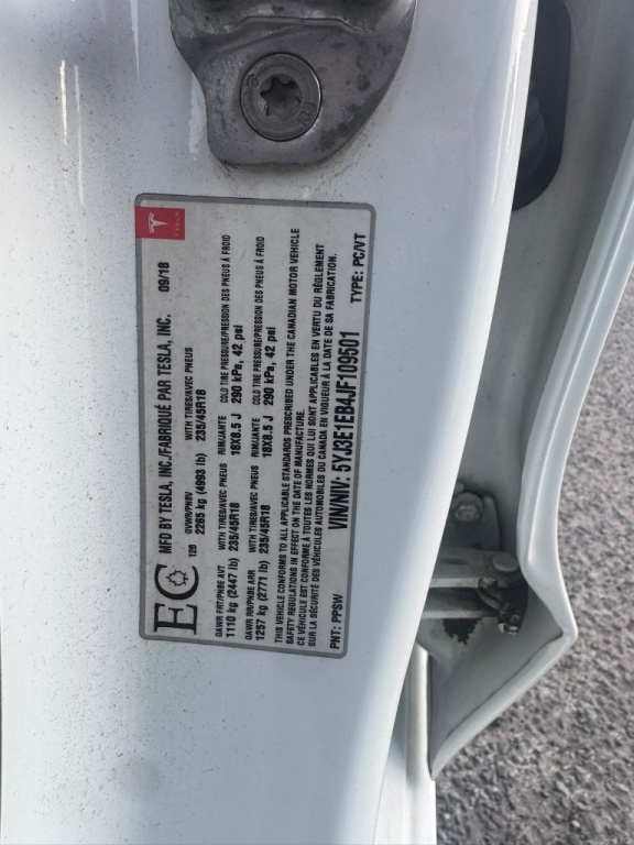 Tesla Model 3 Long Range Battery/Performance 2018 — photo 15