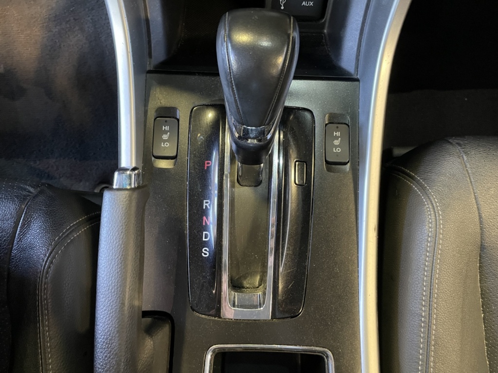 Honda Accord EX-L 2013 — photo 26