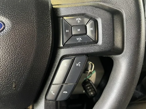 Ford F-150 XLT 2016 — photo 21