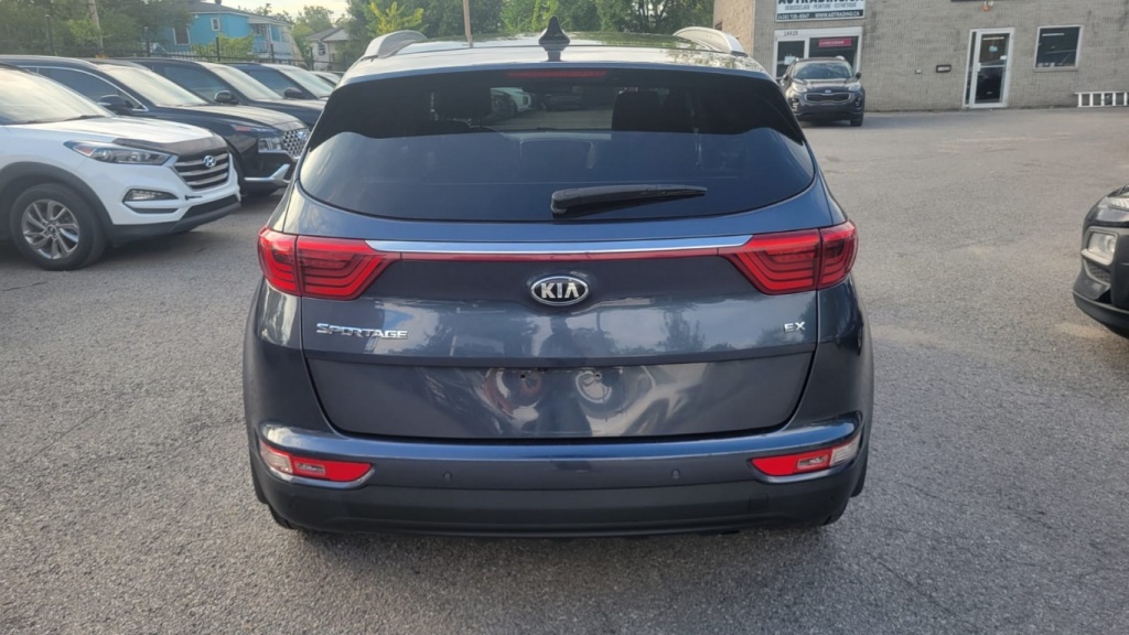 KIA Sportage EX 2017 — photo 8
