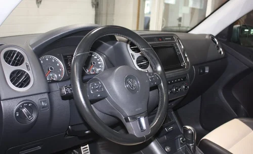 2017 VOLKSWAGEN TIGUAN WOLFSBURG AWD — photo 10