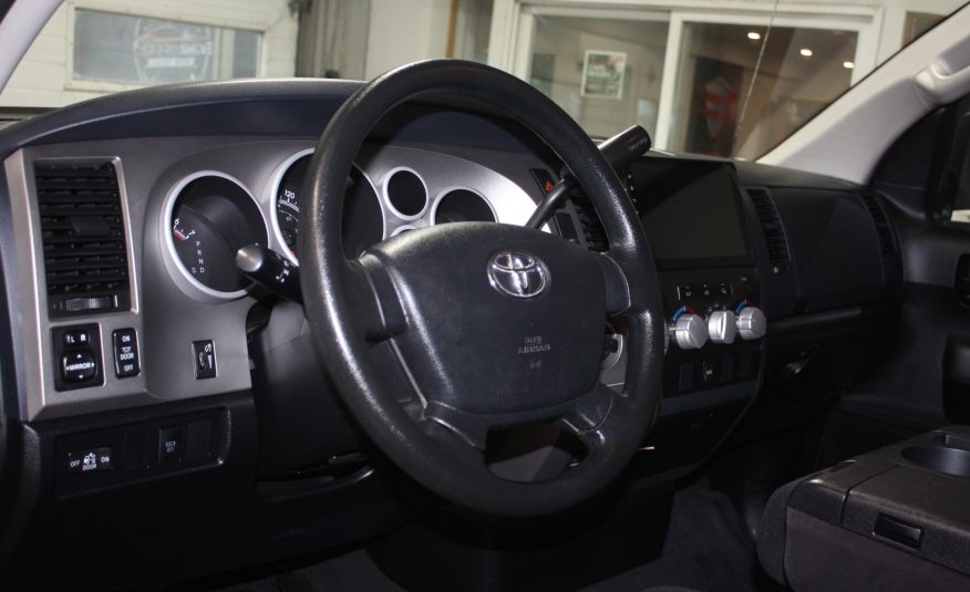 2013 TOYOTA TUNDRA SR5 4X4 V8 4.6L — photo 9