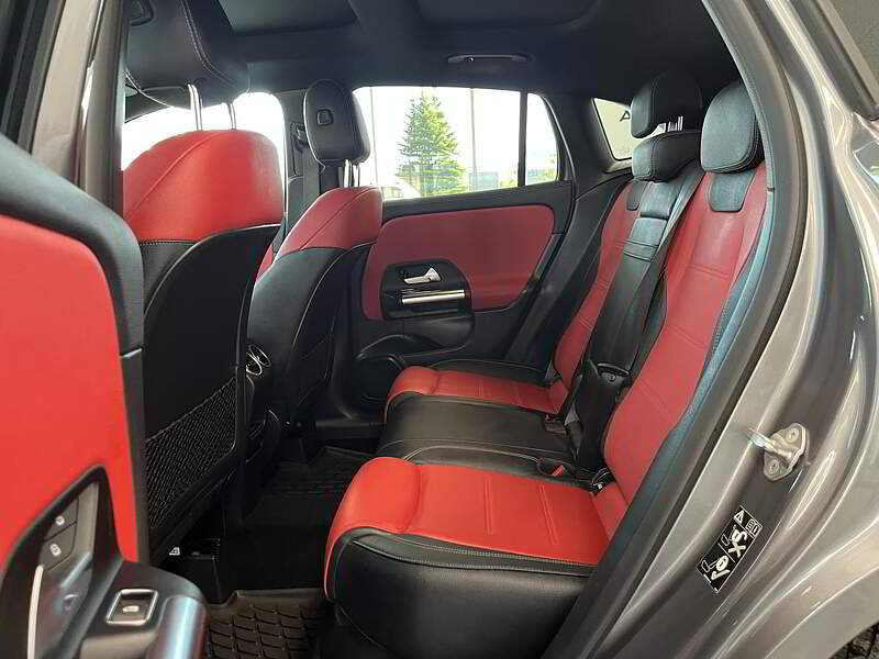 Mercedes-Benz GLA 250 2023 / AMG PACK / 4MATIC / TOIT + CUIR / CAMERA ++++ — photo 19