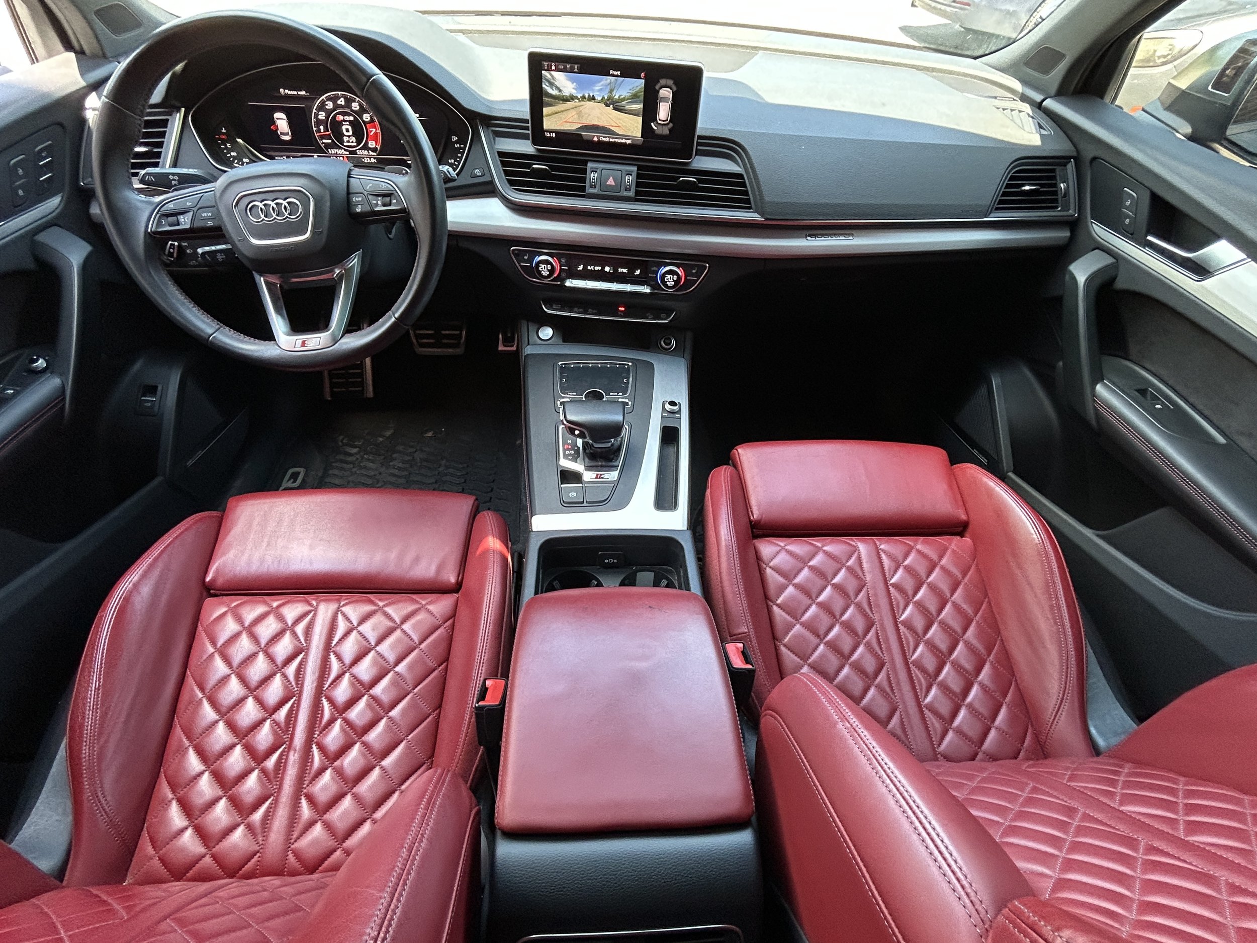 Audi SQ5 2018 — photo 9