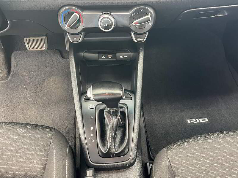 Kia Rio5 2020 LX / AUTO + CAMERA + BLUETOOTH ++++ — photo 19