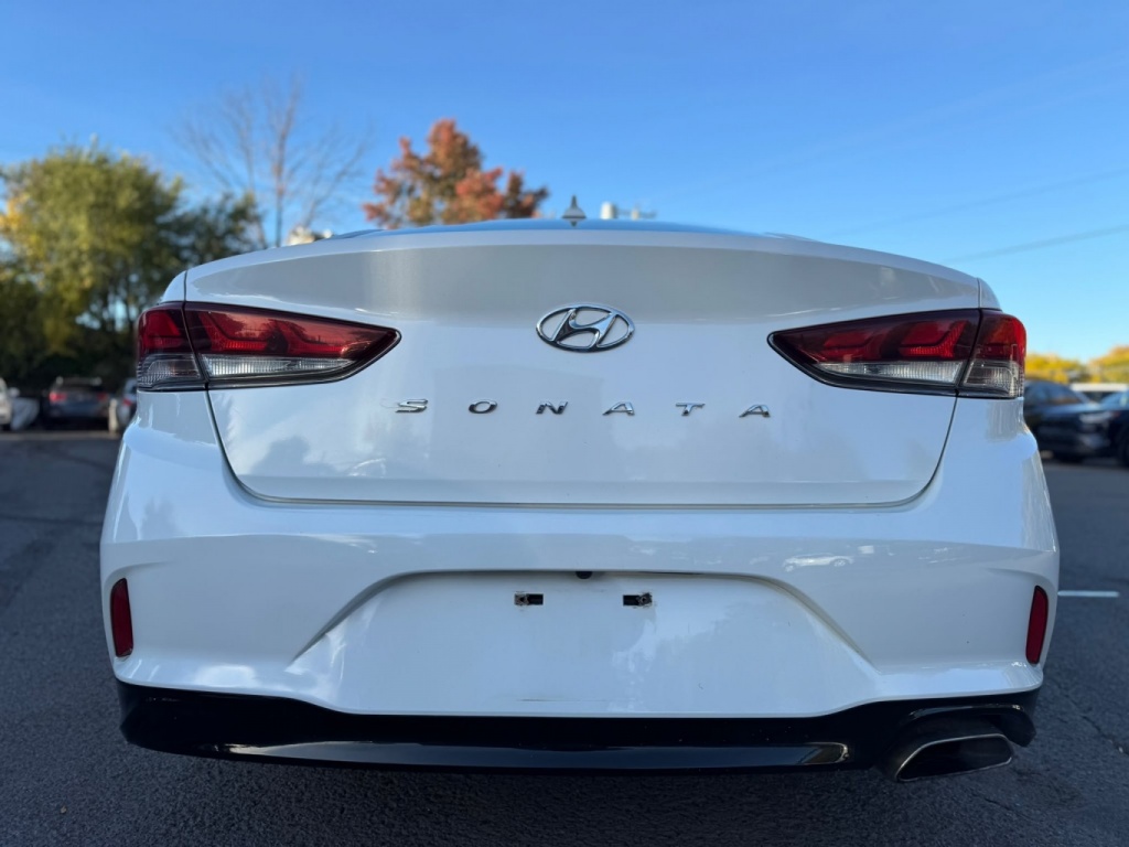 Hyundai Sonata GL 2018 — photo 5