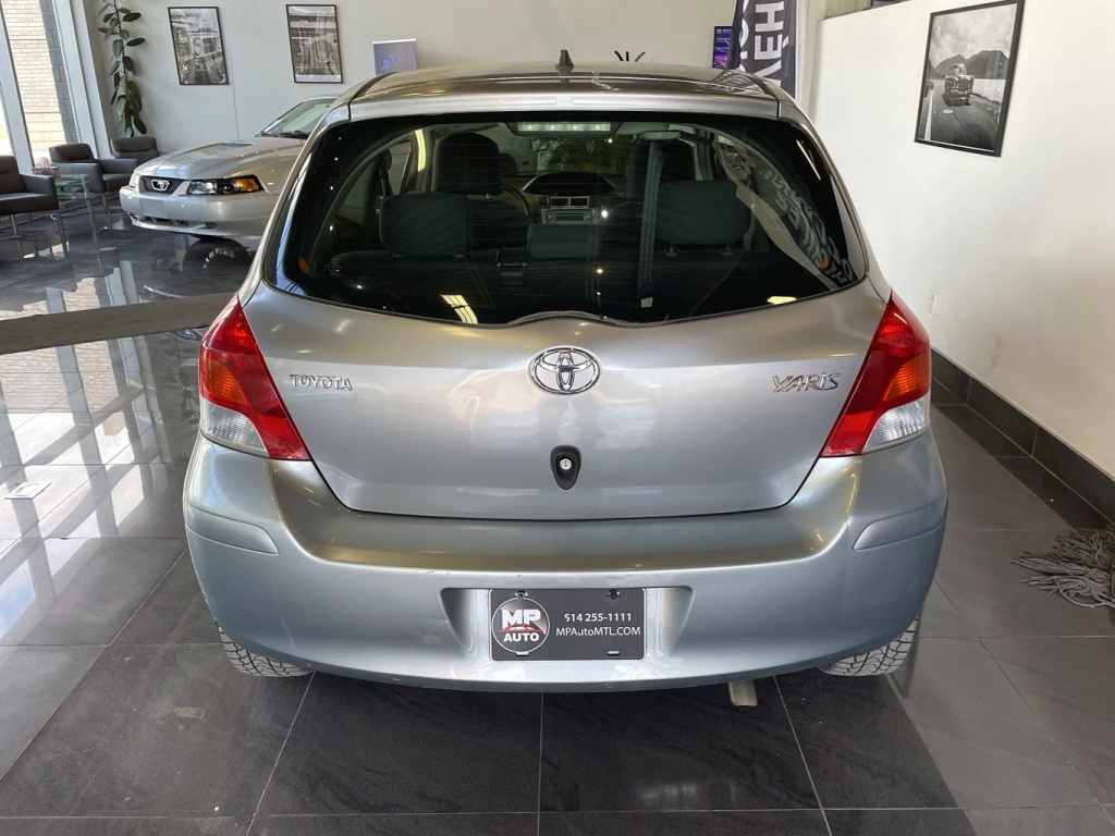 Toyota Yaris CE 2010 — photo 6