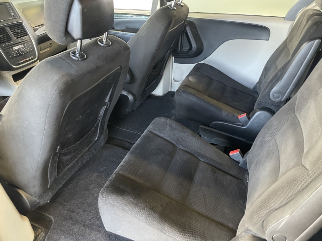 Dodge Grand Caravan Multiplaces 2015 — photo 12