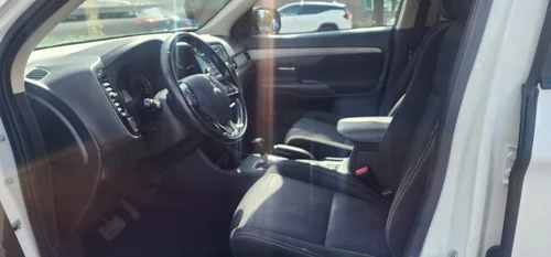 Mitsubishi Outlander ES 2016 — photo 9