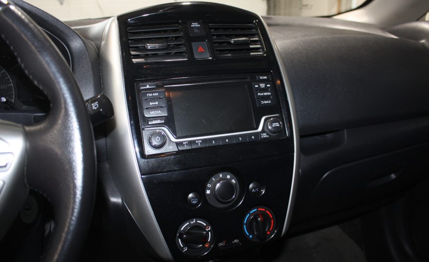 2018 NISSAN VERSA — photo 10