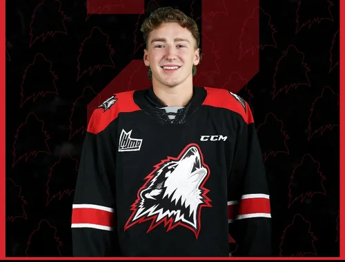 5-joueurs-à-surveiller-chez-les-huskies-en-2024-2025
