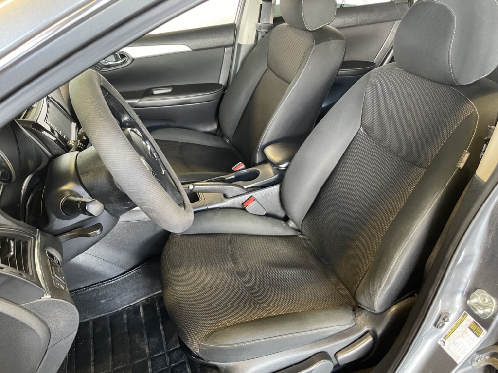 Nissan Sentra SV 2019 — photo 14