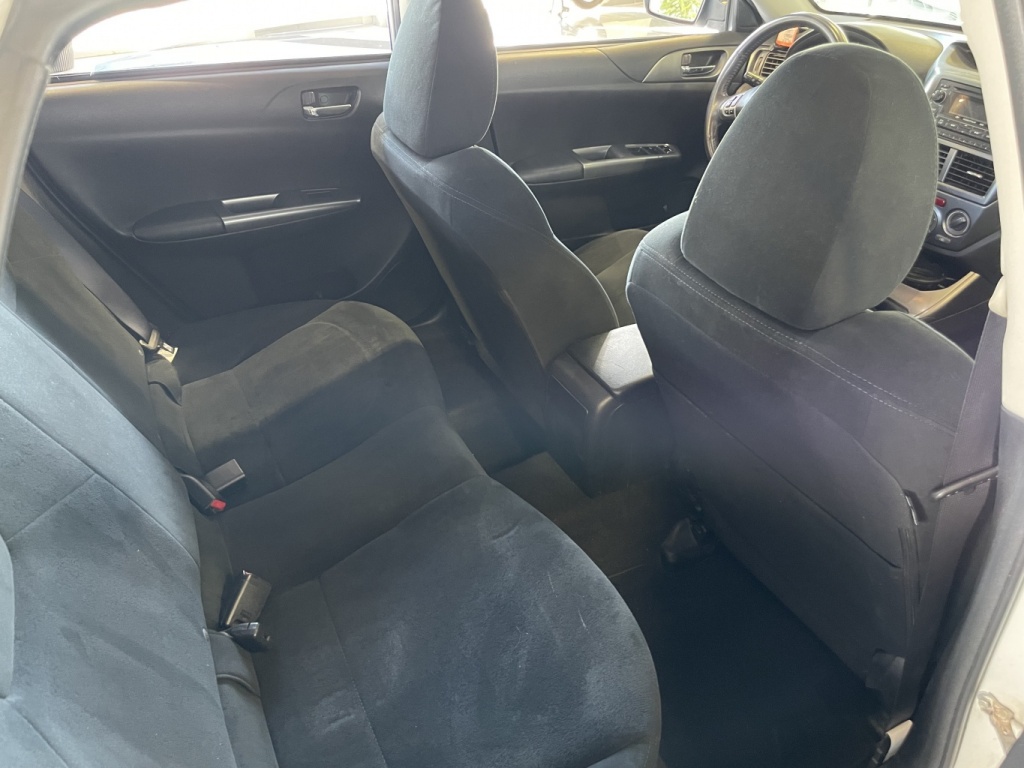 Subaru Impreza 2,5i avec Groupe Limited 2011 — photo 12