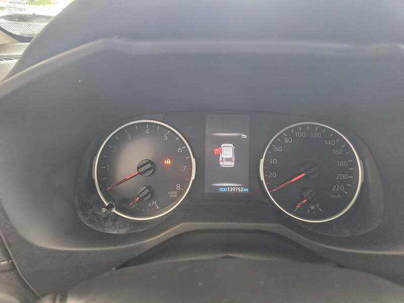 Toyota RAV4 2022 LE — photo 10