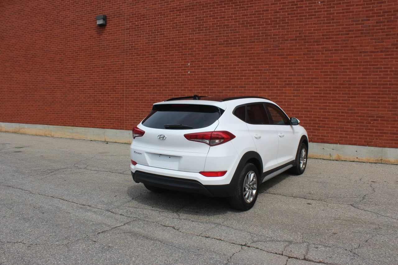 HYUNDAI Tucson — photo 4