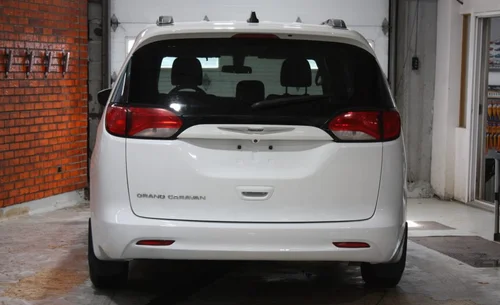 2021 CHRYSLER GRAND CARAVAN SE — photo 5