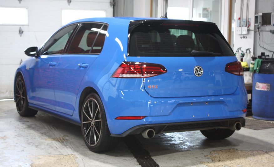 2021 VOLKSWAGEN GOLF GTI AUTOBAHN — photo 4