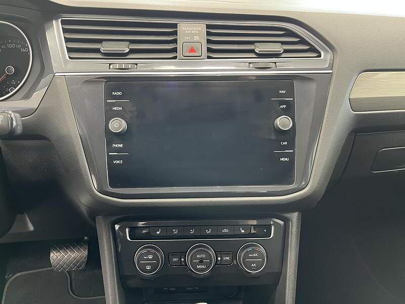 Volkswagen Tiguan 2021 COMFORTLINE / AWD + TOIT + GPS + CAMERA + CUIR +++ — photo 18