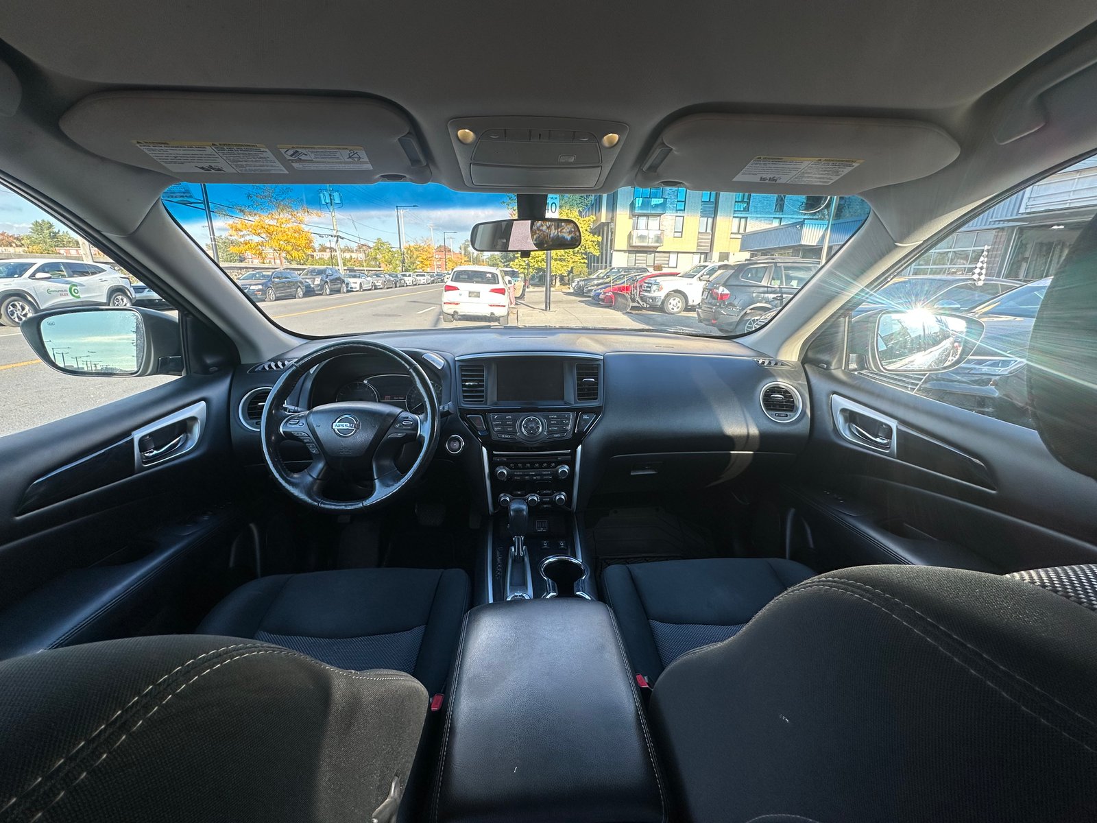 Nissan Pathfinder 4x4 2018 — photo 10