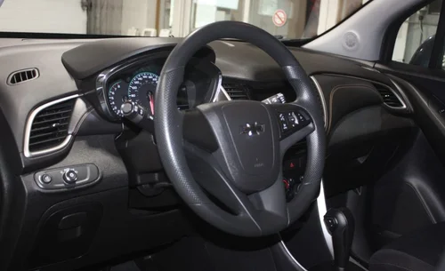 2019 CHEVROLET TRAX AWD — photo 9
