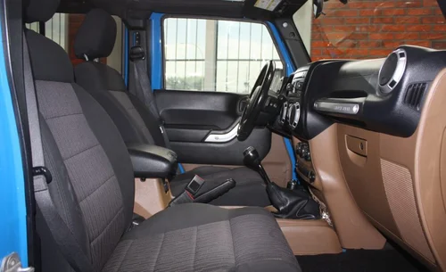 2011 JEEP WRANGLER UNLIMITED SAHARA — photo 8