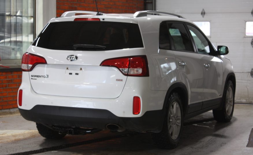 2015 KIA SORENTO LX AWD — photo 6