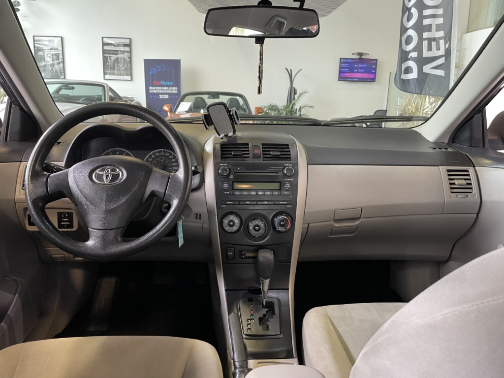 Toyota Corolla CE 2011 — photo 12