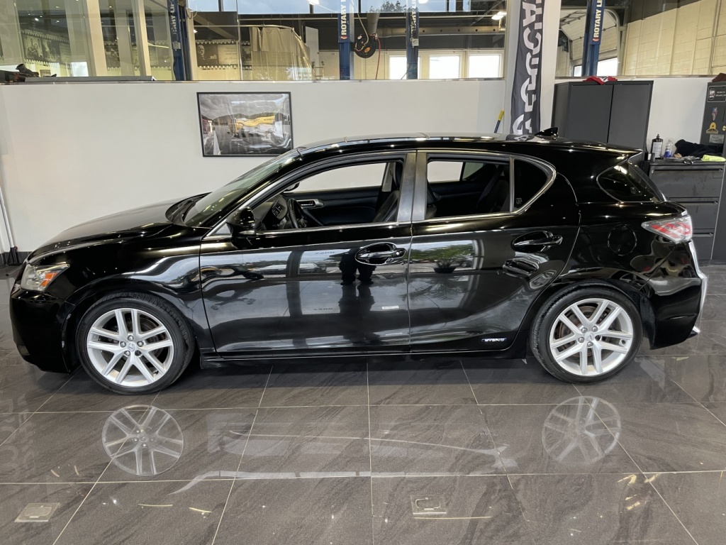 Lexus CT 200h  2014 — photo 3