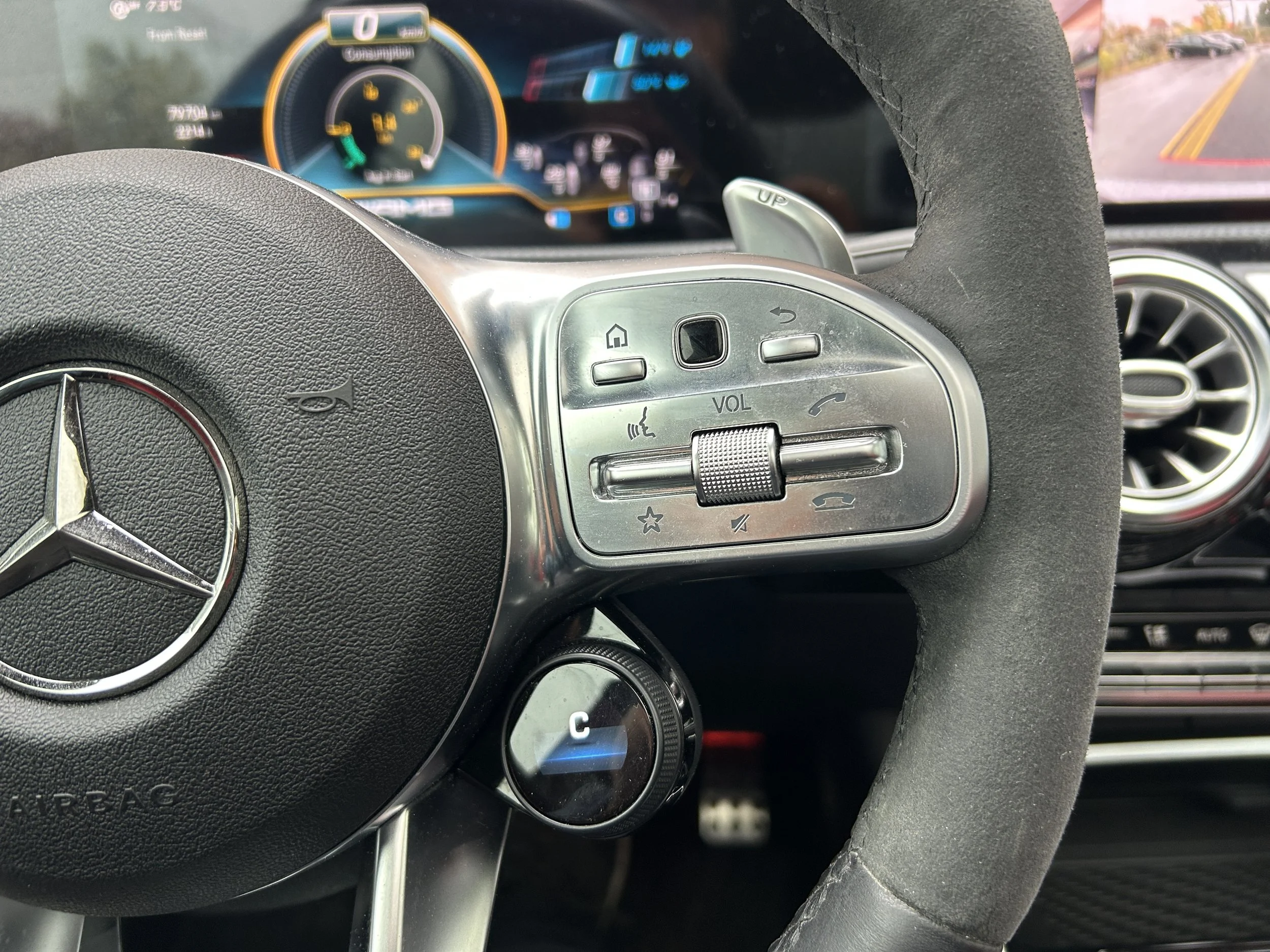 2021 Mercedes-Benz A35 AMG — photo 19