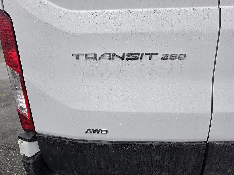 Ford Transit Cargo Van 2023 T-250 / AWD + TOIT SURÉLEVÉ 148 POUCES + CAMERA +++ — photo 6