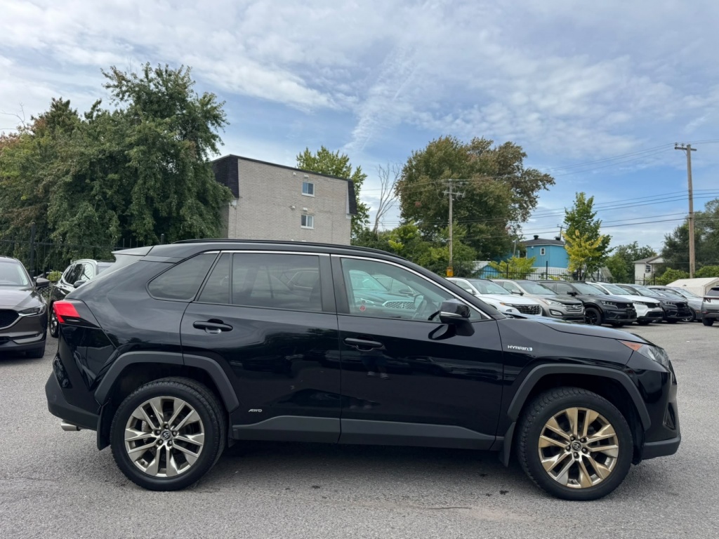 Toyota RAV4 LE hybride 2021 — photo 5