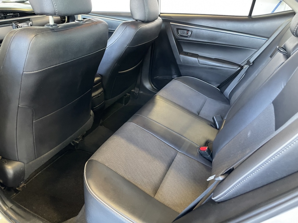 Toyota Corolla S 2015 — photo 11