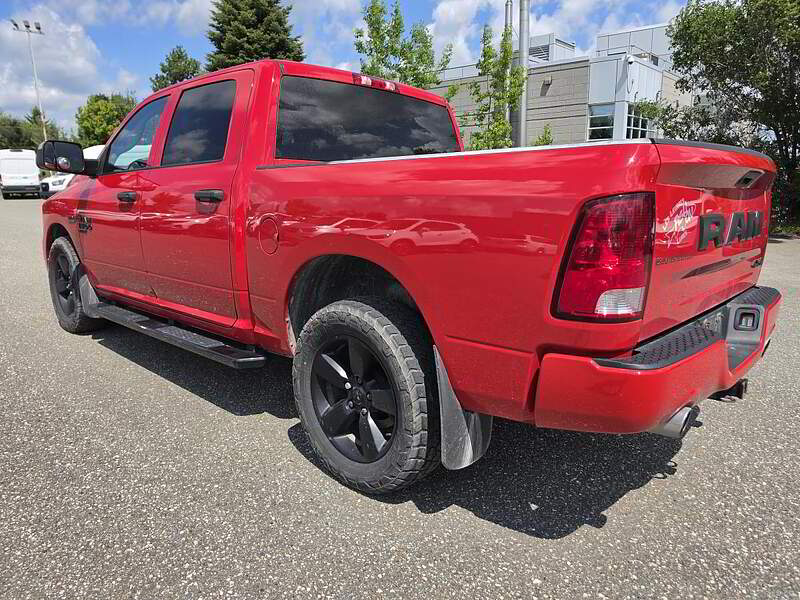 RAM 1500 Classic 2020 EXPRESS / 6 PLACES / BOITE 5 PI 7 po / CAMERA + BLUETOOTH ++++ — photo 7
