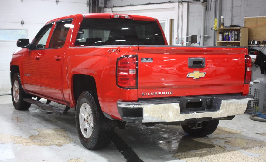 2018 CHEVROLET SILVERADO 1500 CREW CAB 4X4 — photo 4