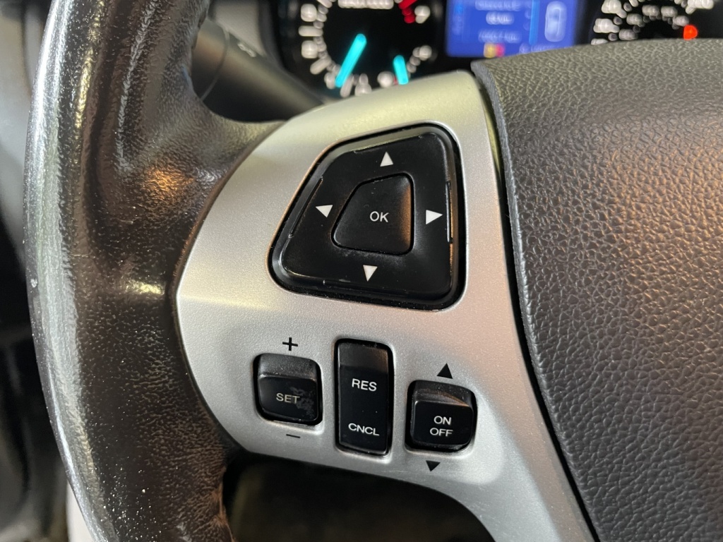 Ford Edge SEL 2013 — photo 17