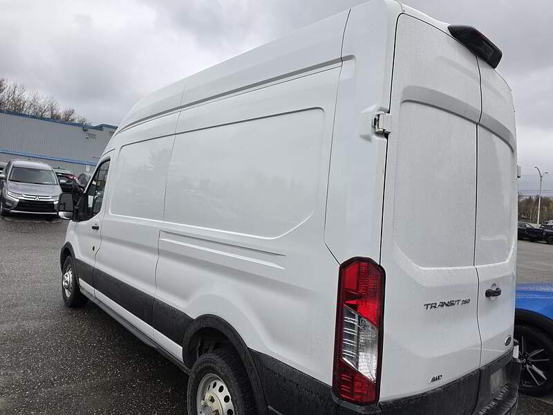 Ford Transit Cargo Van 2023 T-250 / AWD + TOIT SURÉLEVÉ 148 POUCES + CAMERA +++ — photo 7