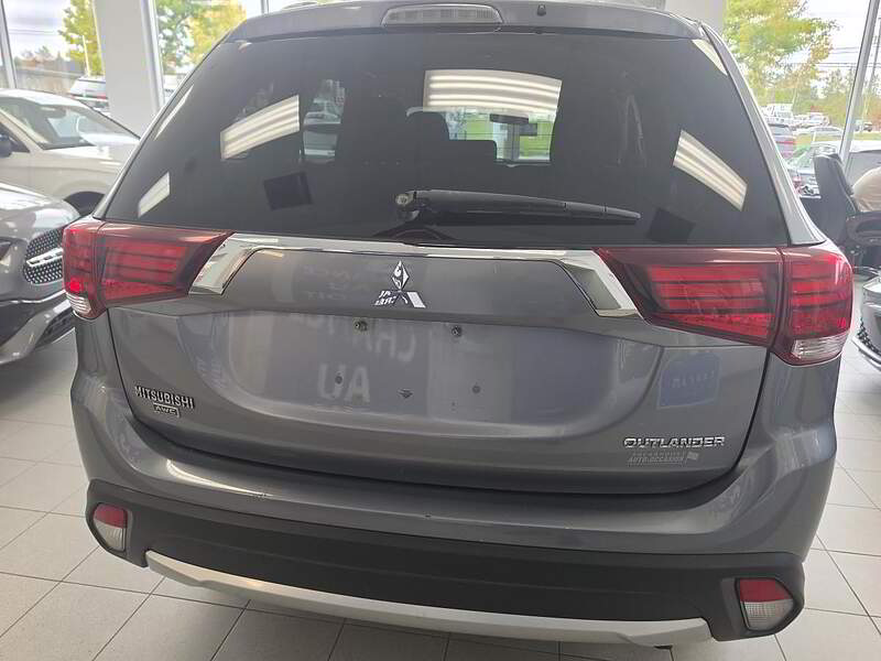 Mitsubishi Outlander 2016 ES / AUTO + BLUETOOTH + BAS KM +++ — photo 6
