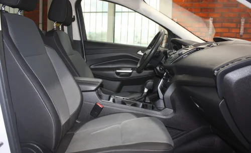 2017 FORD ESCAPE — photo 8