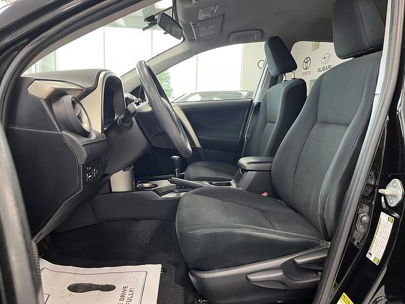 Toyota RAV4 2015 LE / TRACTION AVANT + AUTO + CAMERA + DÉMAREUR ++ — photo 9
