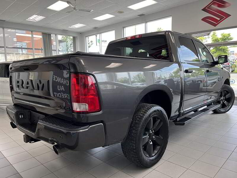 RAM 1500 Classic 2022 CLASSIQUE EXPRESS / MOTEUR 5.7L + CAMERA + BLUETOOTH +++ — photo 6